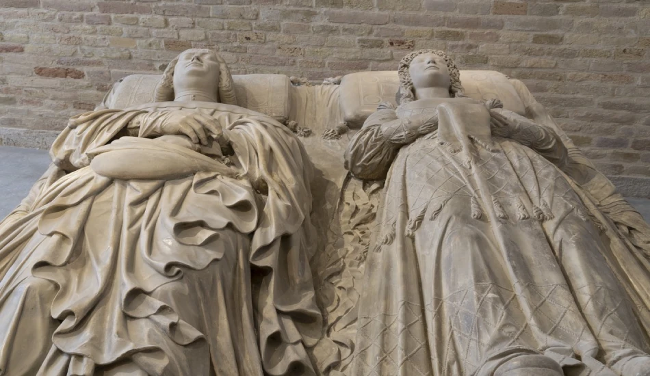 Tomb sculpture of Duke Ludovico Sforza and Beatrice d’Este in Milan
